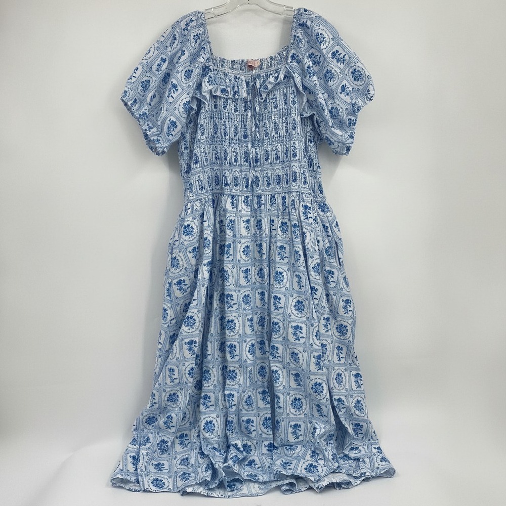Ivy City Co. White Blue Floral Shirred Top Midi Dress | Womens 1X